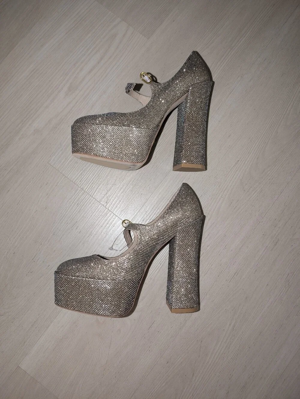 Stuart Weitzman New With Hangtag